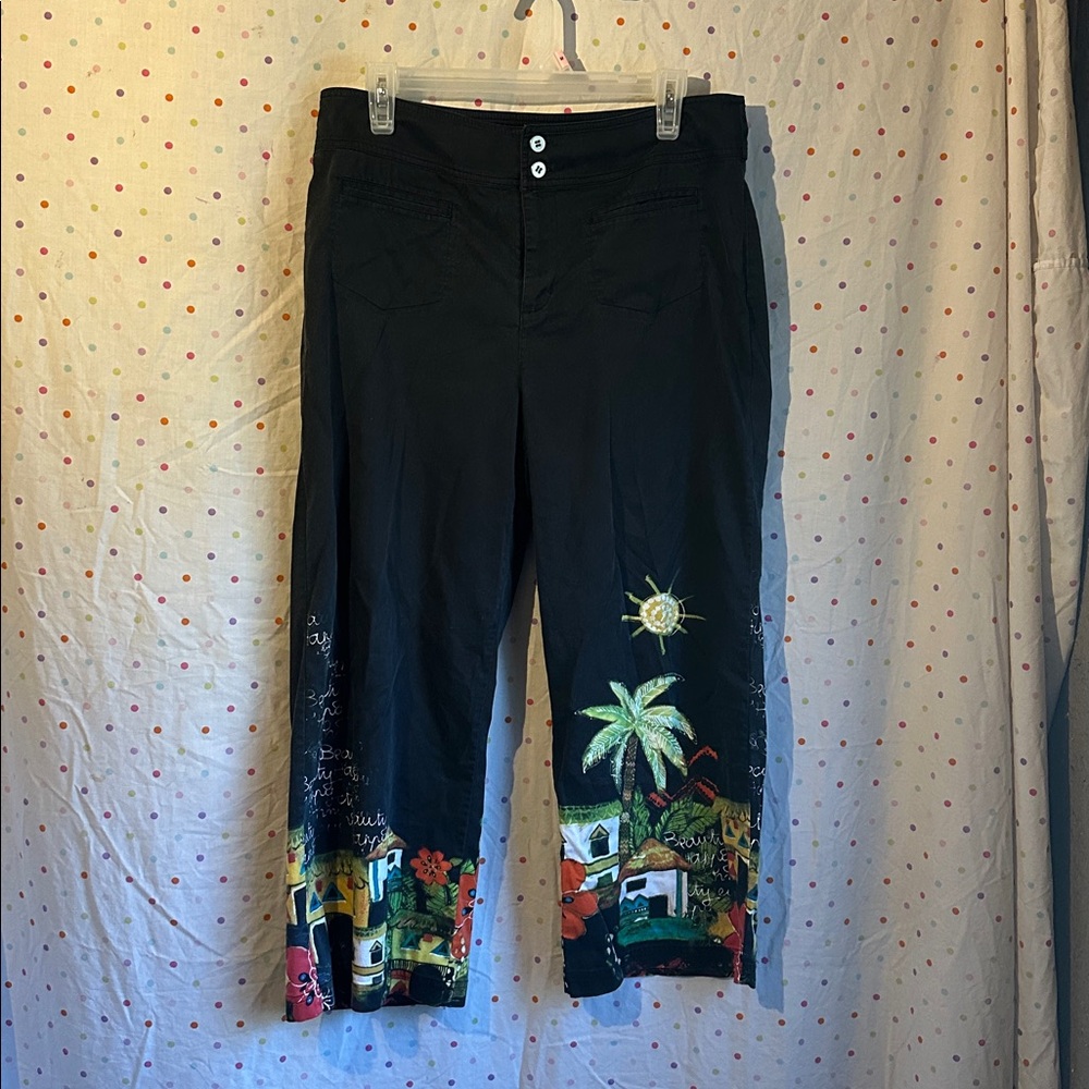 Chico's Black and Gray Capri Pants